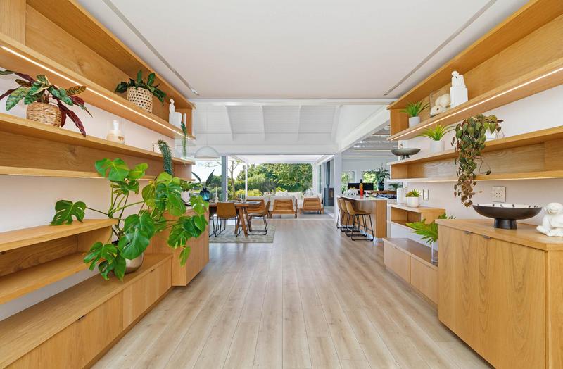 To Let 4 Bedroom Property for Rent in Steenberg Estate Western Cape